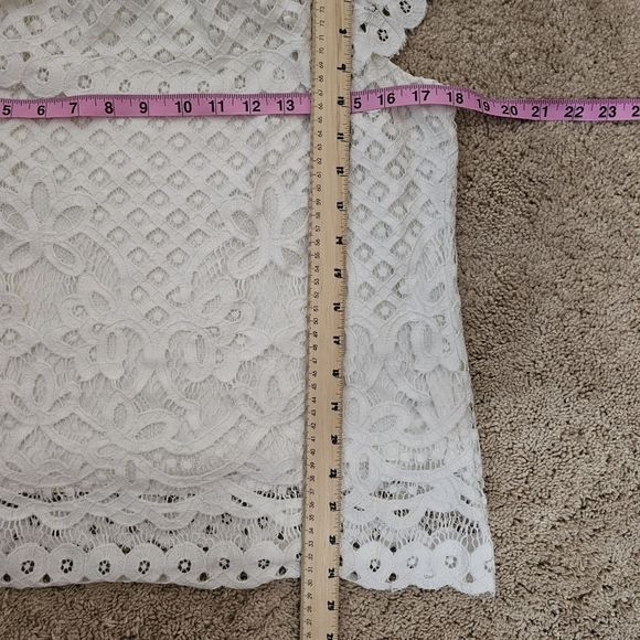 Maison Jules Cold Shoulder Lace Top with Built in Tank Size Medium - Picture 6 of 9